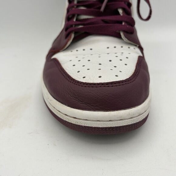 Jordan Men\'s Air Jordan 1 Retro High OG 555088-611 Bordeaux Size 13 main image 4